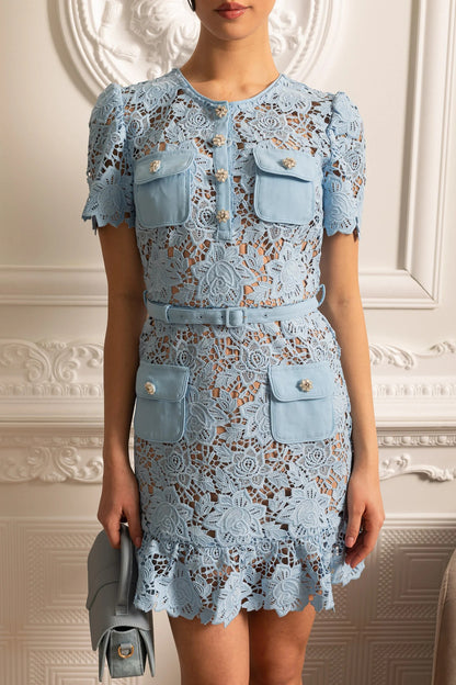 Sierra | Vestido corto bordado en azul cielo