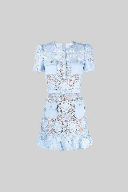 Sierra | Vestido corto bordado en azul cielo