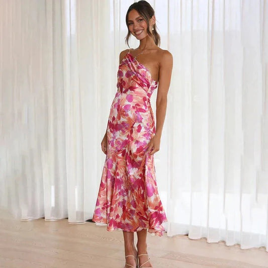Vestido Asimétrico Floral – Elegancia con Personalidad