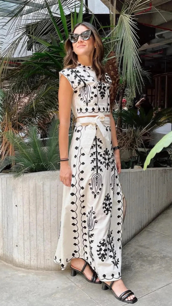 Camilla – Conjunto de top y falda